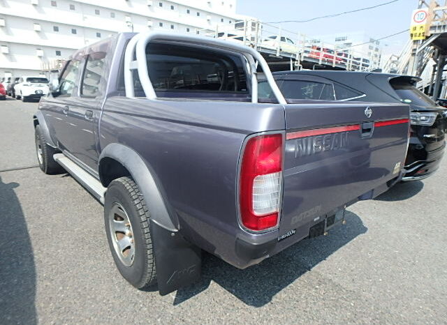 Nissan Datsun Pickup full
