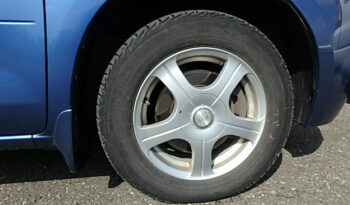 Nissan Serena full