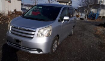 Toyota Noah full