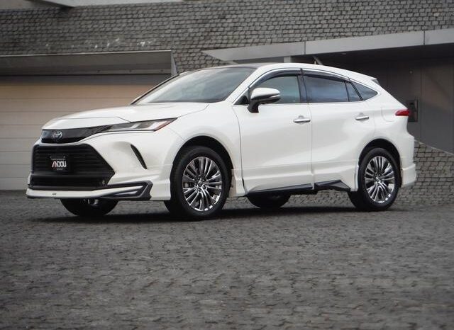 Toyota Harrier (Reserved) full