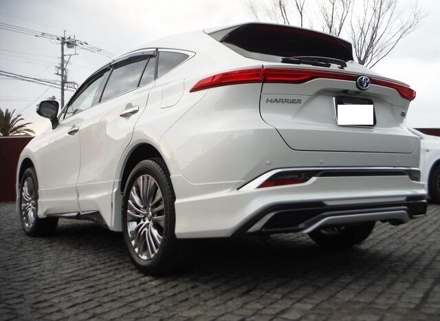 Toyota Harrier (Reserved) full
