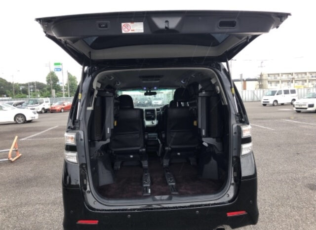 Toyota Vellfire full