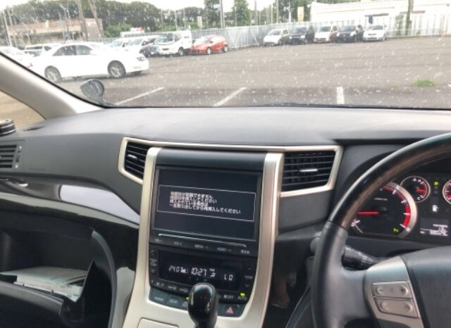 Toyota Vellfire full