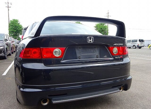 Honda Accord Euro R full