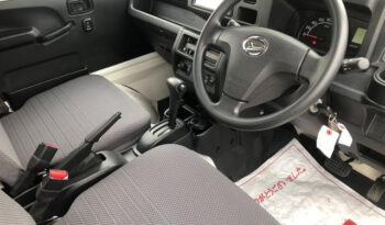 Daihatsu Hijet Freezer Truck full