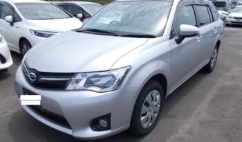 Toyota Corolla Fielder full