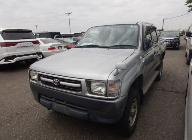 Toyota Hilux full