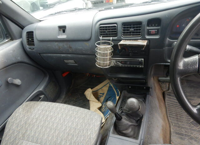 Toyota Hilux full