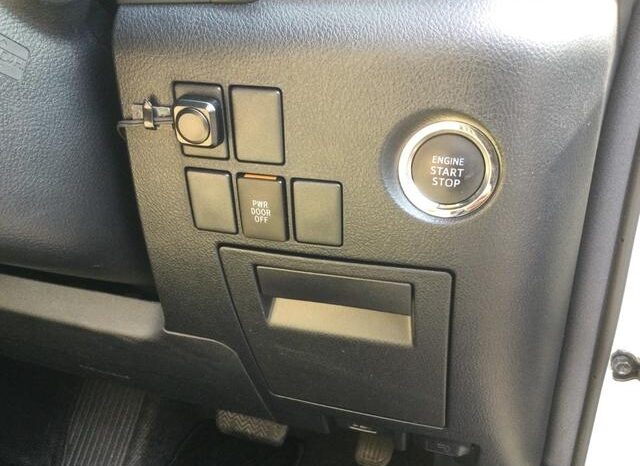Toyota Alphard full
