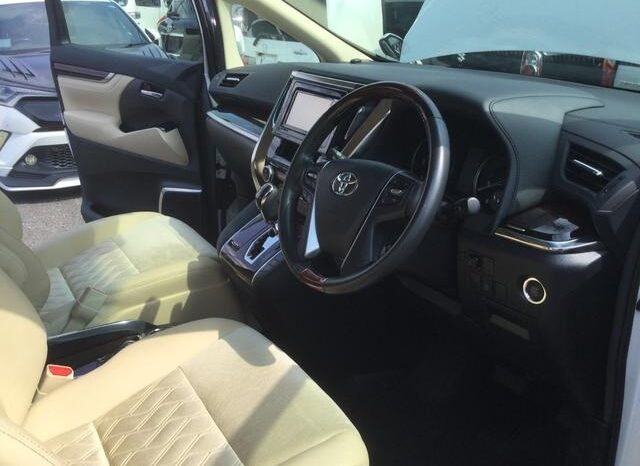 Toyota Alphard full