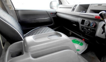 Toyota Hiace full