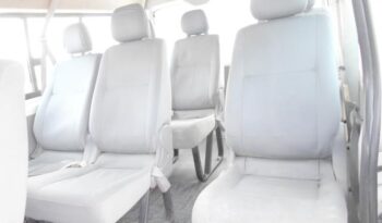 Toyota Hiace full