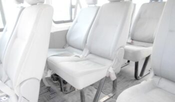 Toyota Hiace full