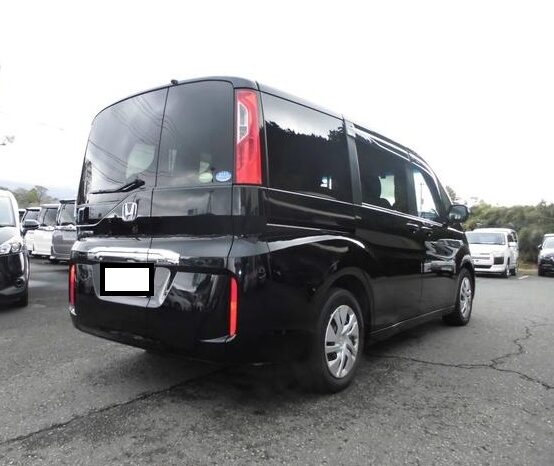 Honda Stepwagon full