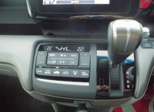 Honda Stepwagon full