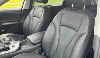 Audi Q7 full