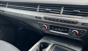 Audi Q7 full