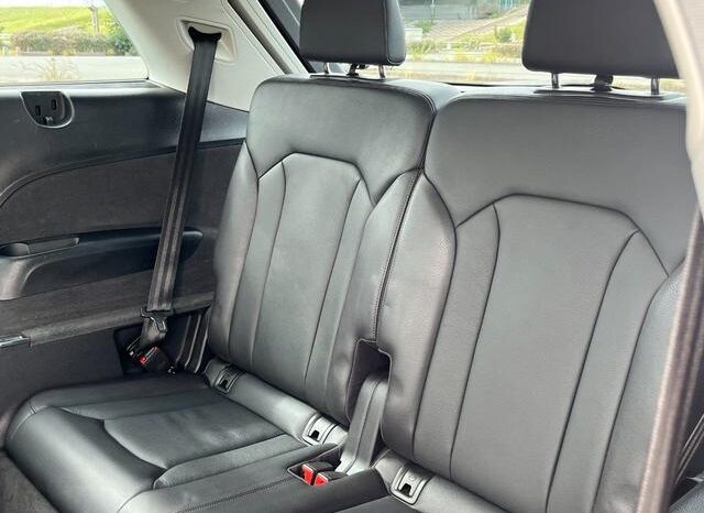 Audi Q7 full