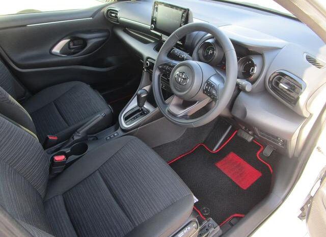 Toyota Yaris full