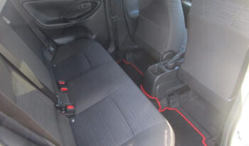 Toyota Yaris full