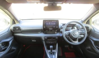 Toyota Yaris full