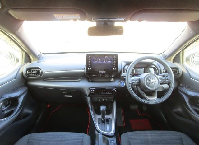 Toyota Yaris full