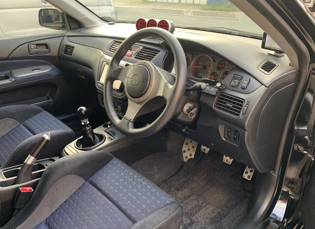 Mitsubishi Lancer Evo 8 (Reserved) full