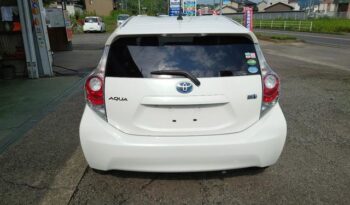 Toyota Aqua full