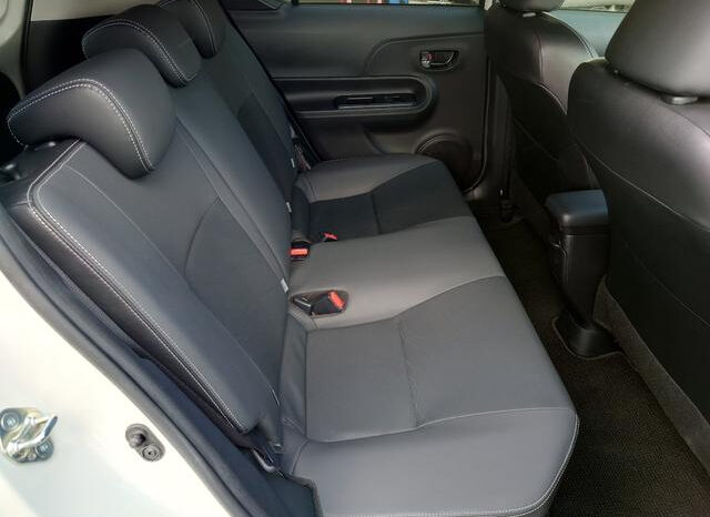 Toyota Aqua full