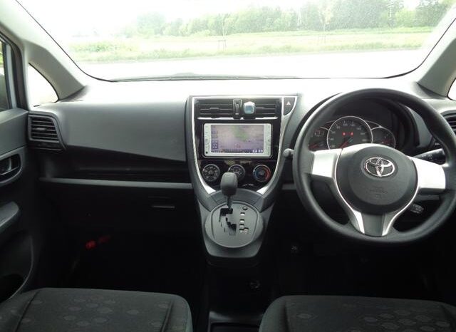 Toyota Ractis full