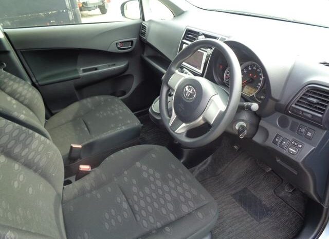 Toyota Ractis full