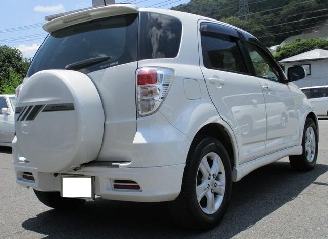 Toyota Rush full