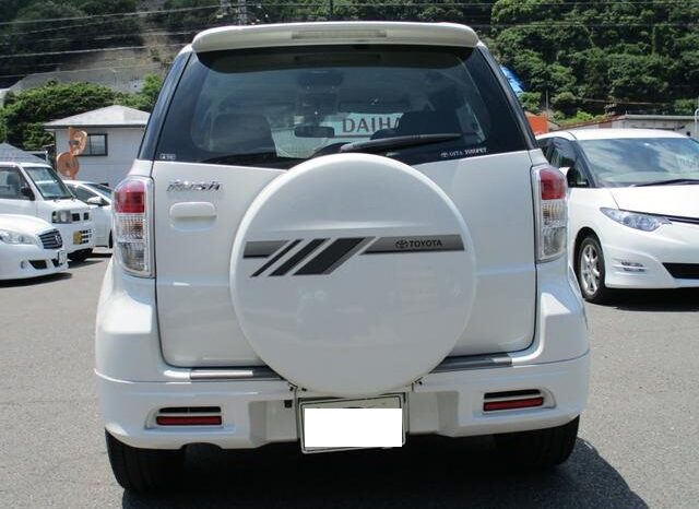 Toyota Rush full