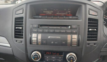 Mitsubishi Pajero (Reserved) full