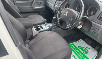 Mitsubishi Pajero (Reserved) full