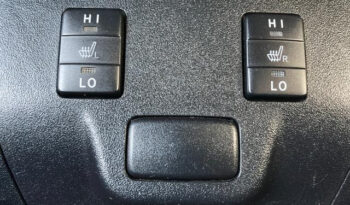 Toyota Prius PHV full