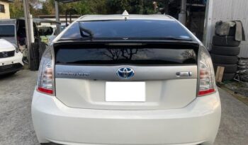 Toyota Prius PHV full