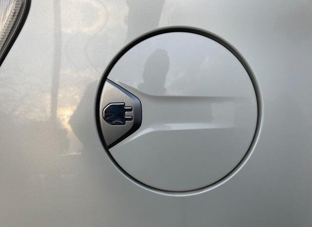 Toyota Prius PHV full