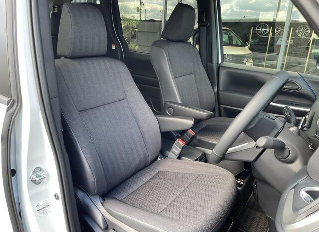 Suzuki Landy full