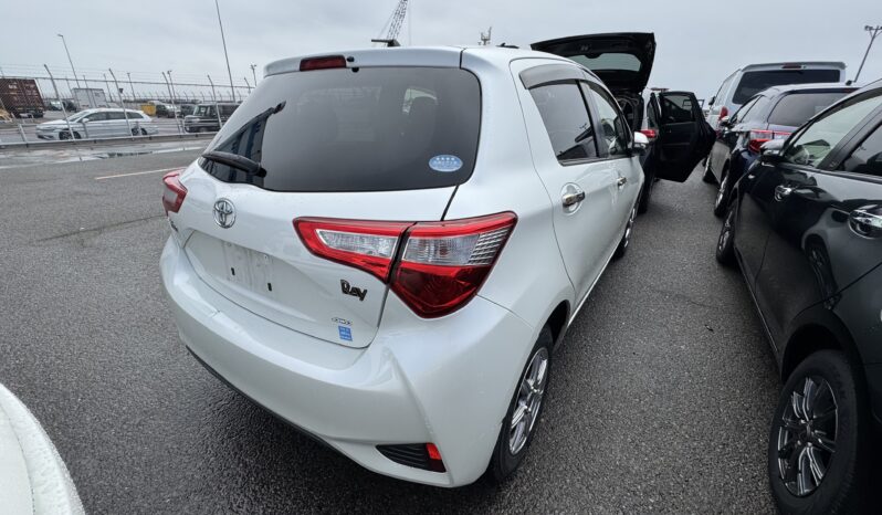 Toyota Vitz full