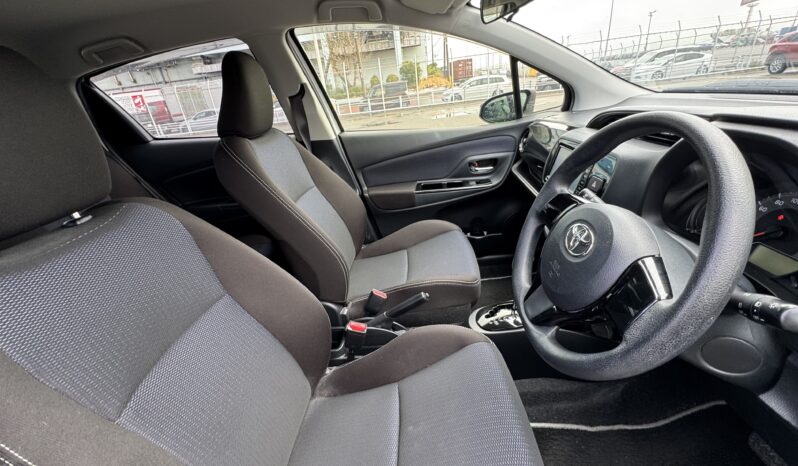 Toyota Vitz full