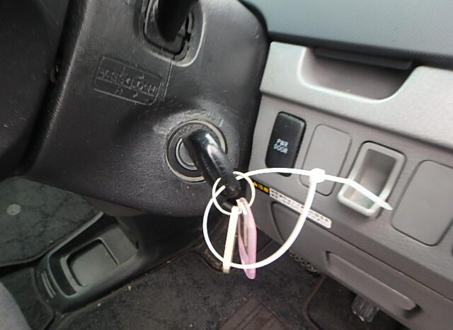 Toyota Voxy full