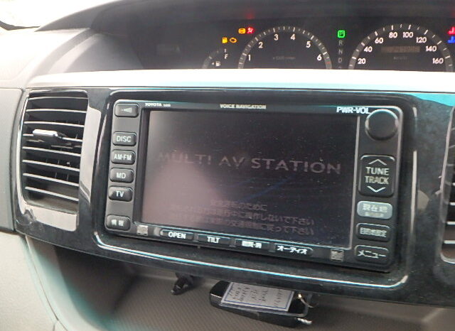 Toyota Voxy full