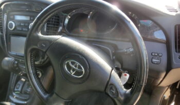 Toyota Kluger full