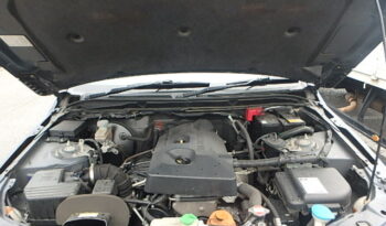 Suzuki Escudo Solomon (Reserved) full