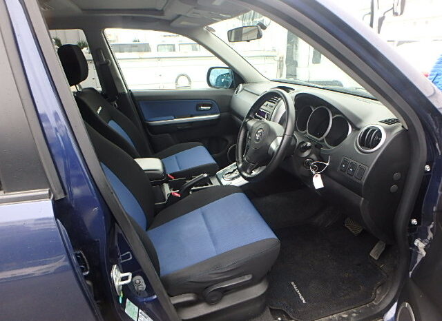 Suzuki Escudo Solomon (Reserved) full