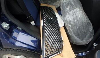 Suzuki Escudo Solomon (Reserved) full
