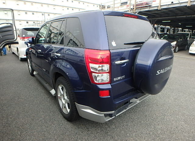 Suzuki Escudo Solomon (Reserved) full
