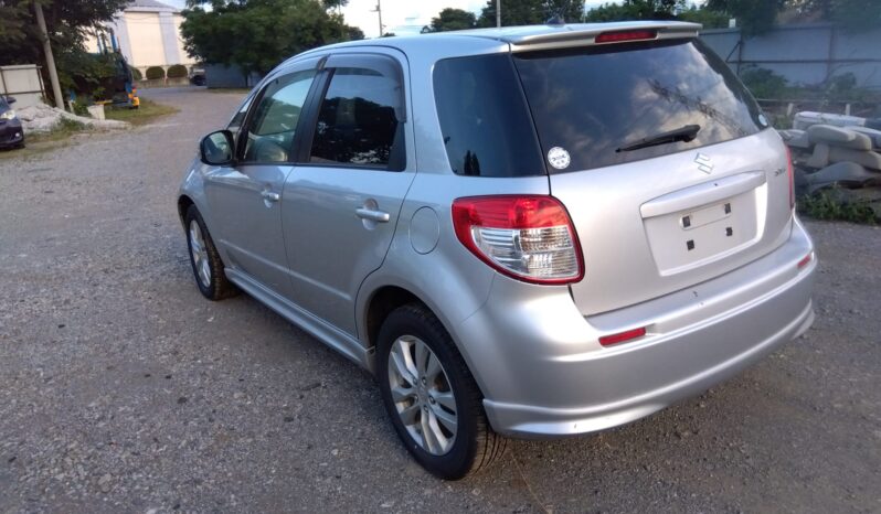 Suzuki SX4 full