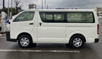 Toyota Hiace Van 2020 full